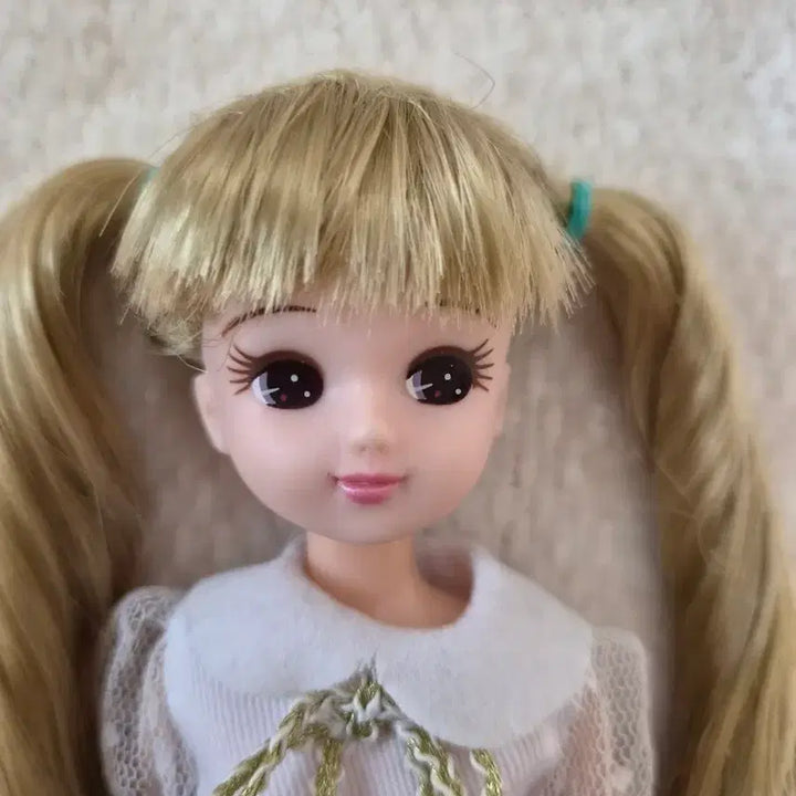 [BUNJANG] Licca-chan Doll with Blonde Twin Tails / 리카짱 리카인형 판매해요