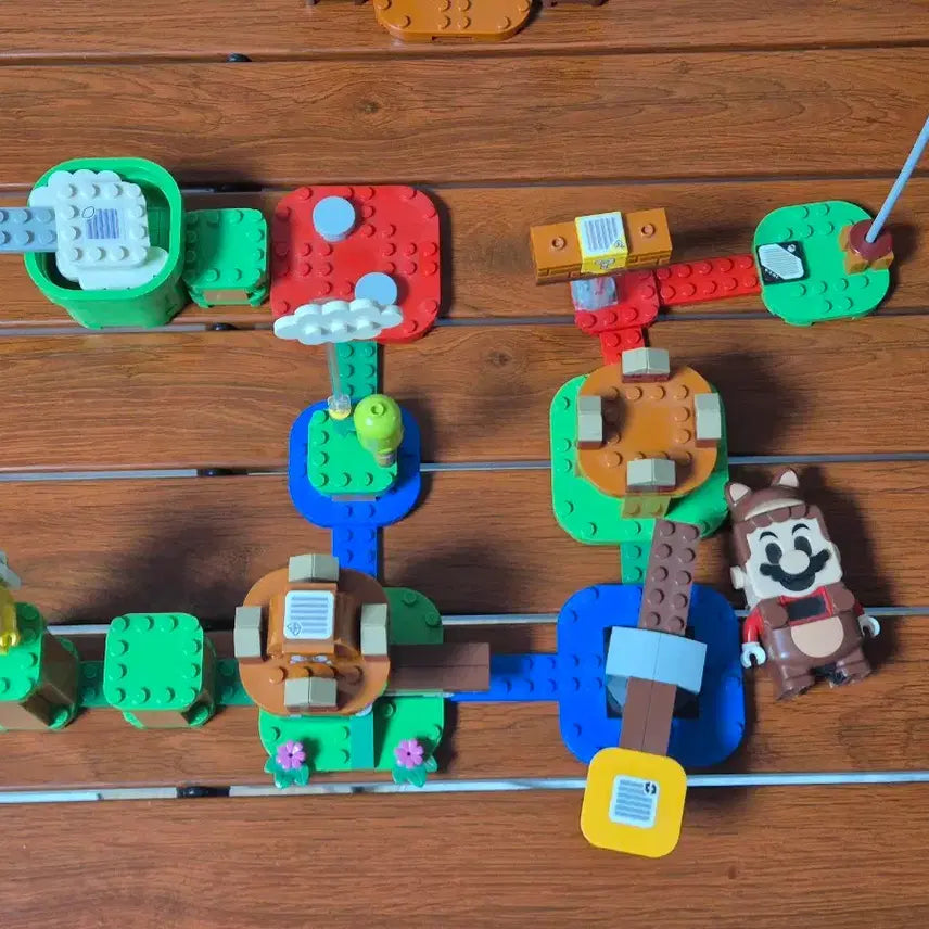 [BUNJANG] LEGO Super Mario Starter Course 71360 with Raccoon Mario Power-Up Pack / 레고 슈퍼마리오 스타터팩 코스 71360(너구리 파워업팩)