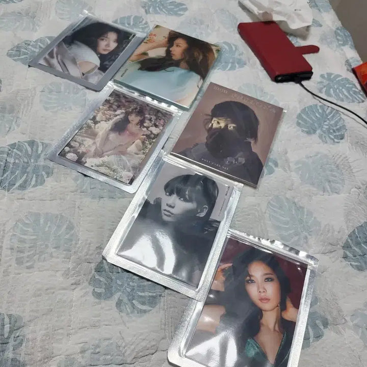 [BUNJANG] Taeyeon Postcard Bundle Set / 태연 포토 포토엽서 40장 일괄금액