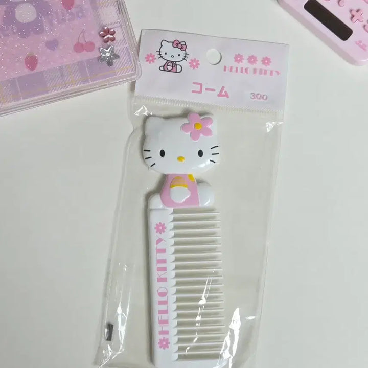 [BUNJANG] Sanrio Classic Kitty Kaohana Flower Kitty Comb / 고전키티 카오하나 꽃키티 빗