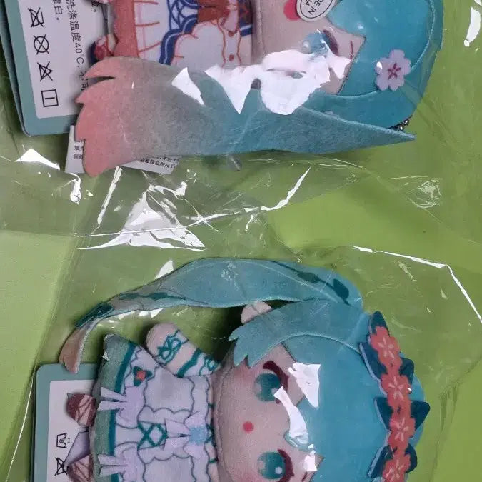 [BUNJANG] Hatsune Miku Finger Puppet Keychain Set (Spring Concerto Ver.) / 하츠네 미쿠 손가락 인형 키링 2종 봄의 협주곡 미개봉