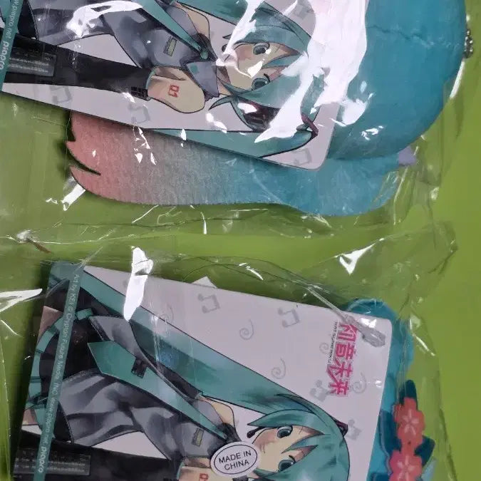 [BUNJANG] Hatsune Miku Finger Puppet Keychain Set (Spring Concerto Ver.) / 하츠네 미쿠 손가락 인형 키링 2종 봄의 협주곡 미개봉