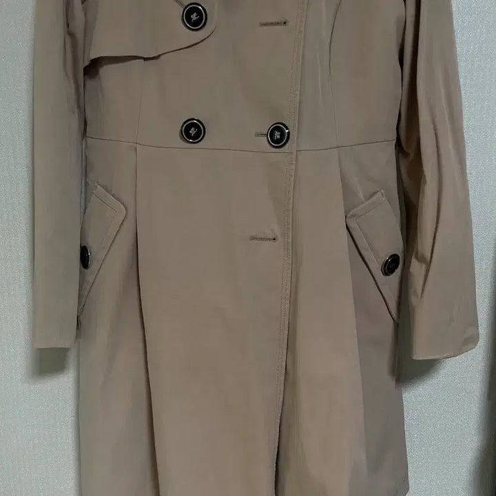[SOLD OUT] 꾸레쥬 베이지 트렌치 코트