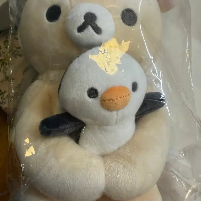 [BUNJANG] Rilakkuma Penguin Holding Rilakkuma Plush Doll / 펭귄 안고 있는 코리락쿠마 기본 인형