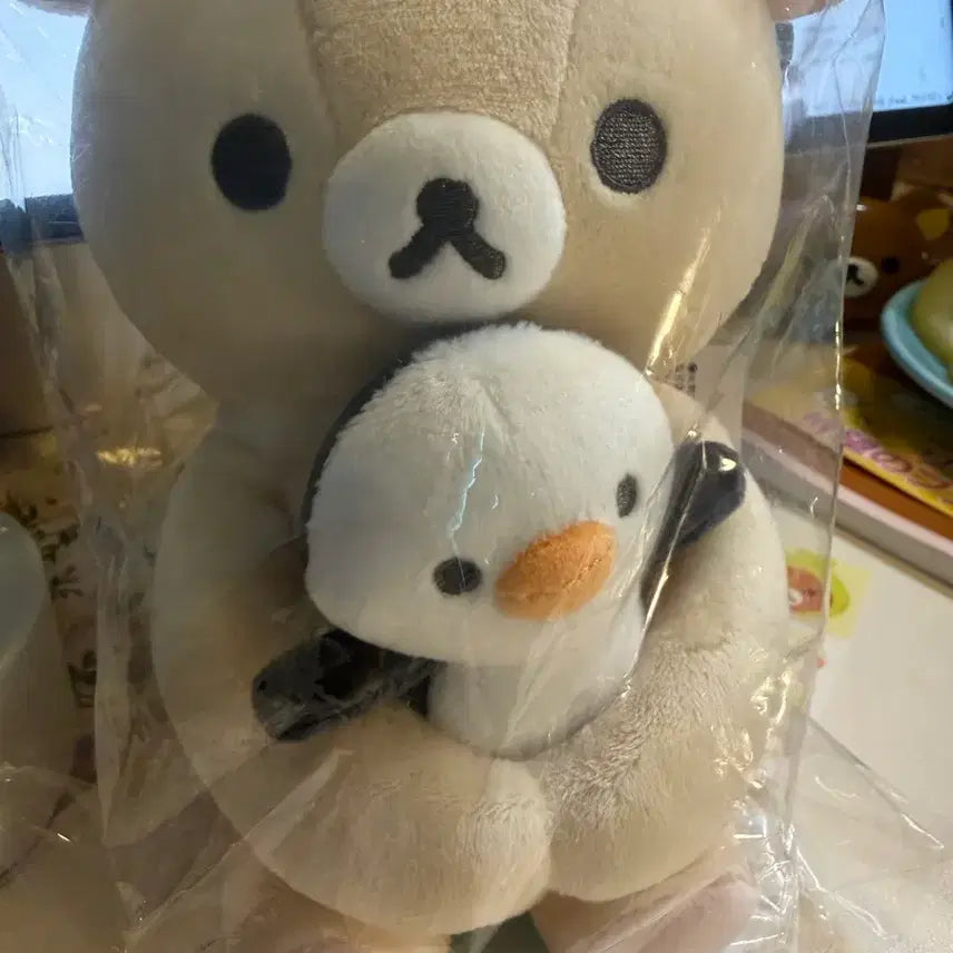 [BUNJANG] Rilakkuma Penguin Holding Rilakkuma Plush Doll / 펭귄 안고 있는 코리락쿠마 기본 인형