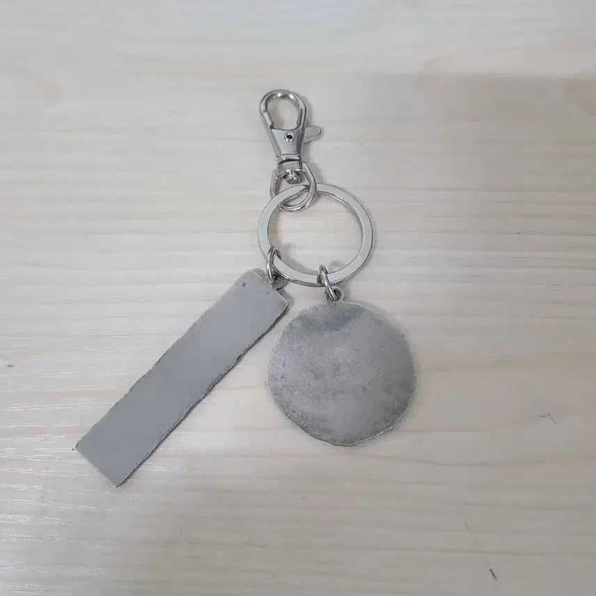 [BUNJANG] Hanroro Hatching Room Keyring / 한로로 해칭룸 키링 (택포)