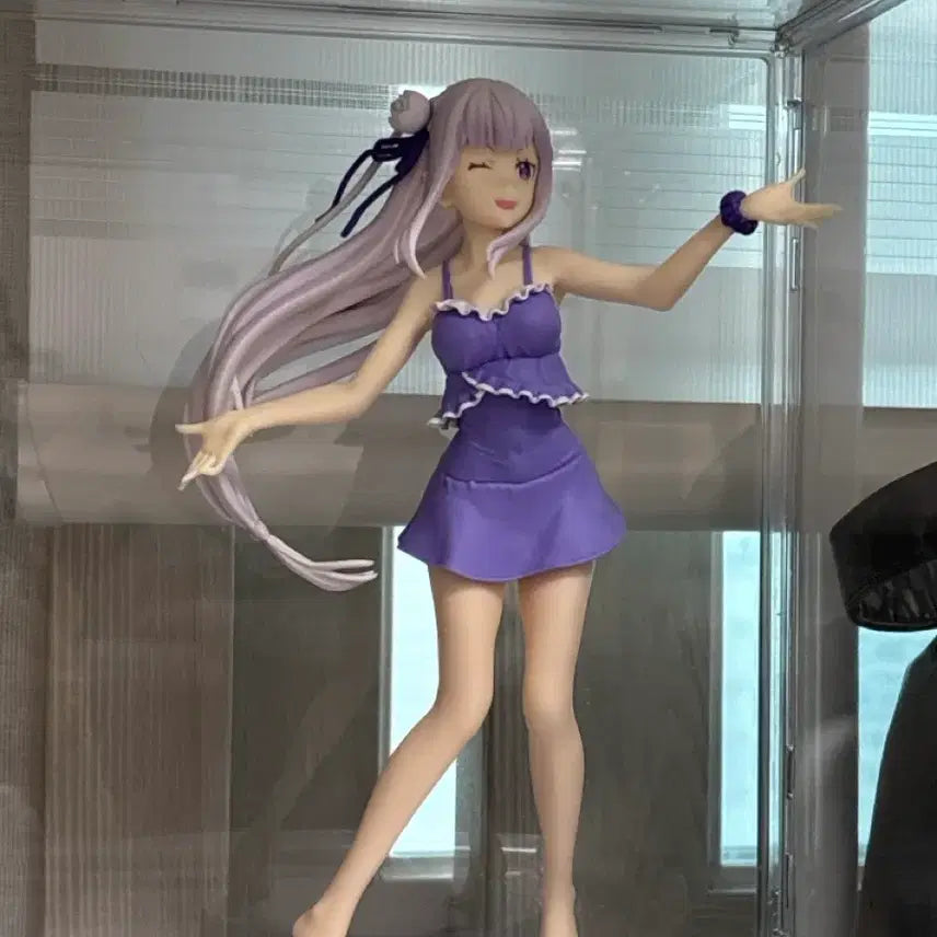 [BUNJANG] Re:Zero Emilia Figure / (파손 상품) 리제로 에밀리아 피규어