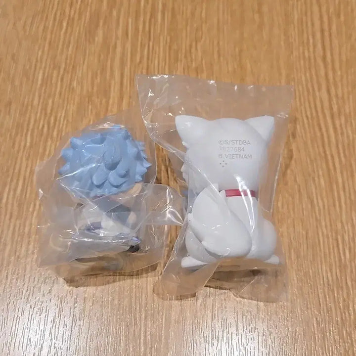 [BUNJANG] Gintama Mogumogu Gacha - Gintoki &amp; Sadaharu / 은혼 모구모구 가챠 - 긴토키 사다하루