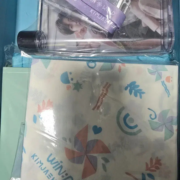 [BUNJANG] Kim Jae Hwan Wanna One Official &amp; Unofficial Merchandise Bundle Set / 김재환 워너원 굿즈 공굿&amp;비공굿 싸게(일괄판매)