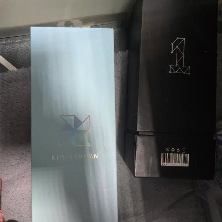 [BUNJANG] Kim Jae Hwan Wanna One Official &amp; Unofficial Merchandise Bundle Set / 김재환 워너원 굿즈 공굿&amp;비공굿 싸게(일괄판매)