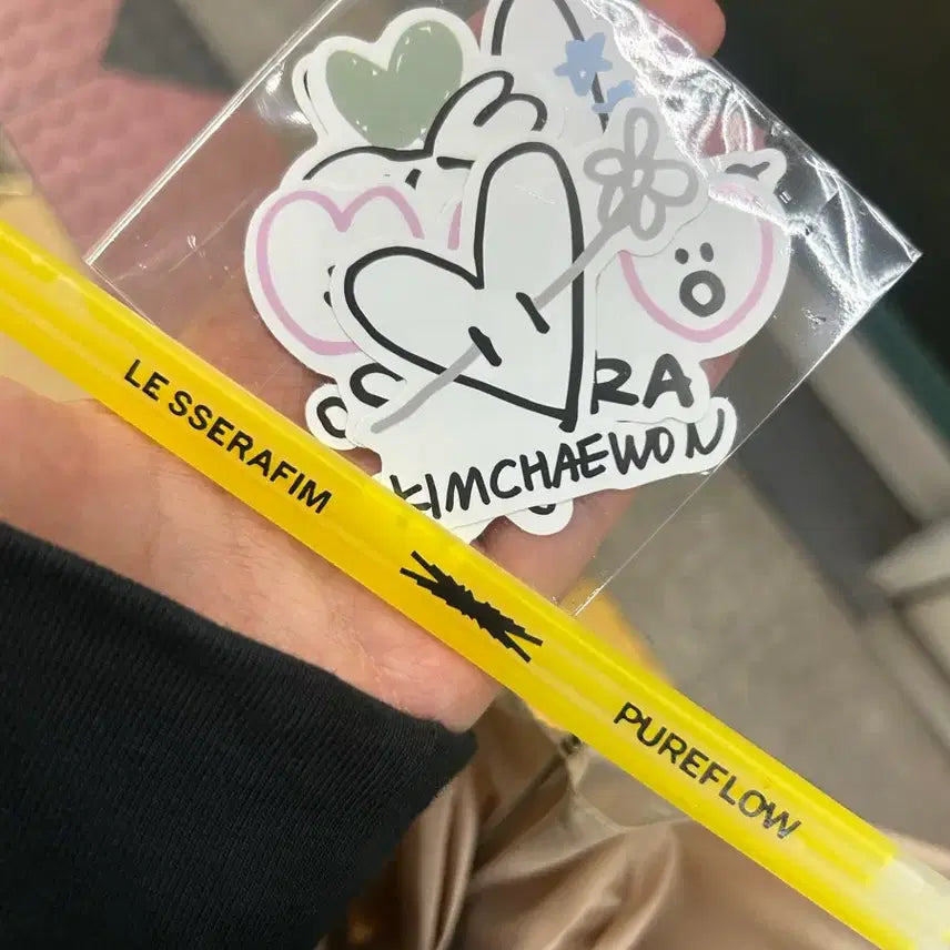 [SOLD OUT] 르세라핌 대학축제 팝업 스티커