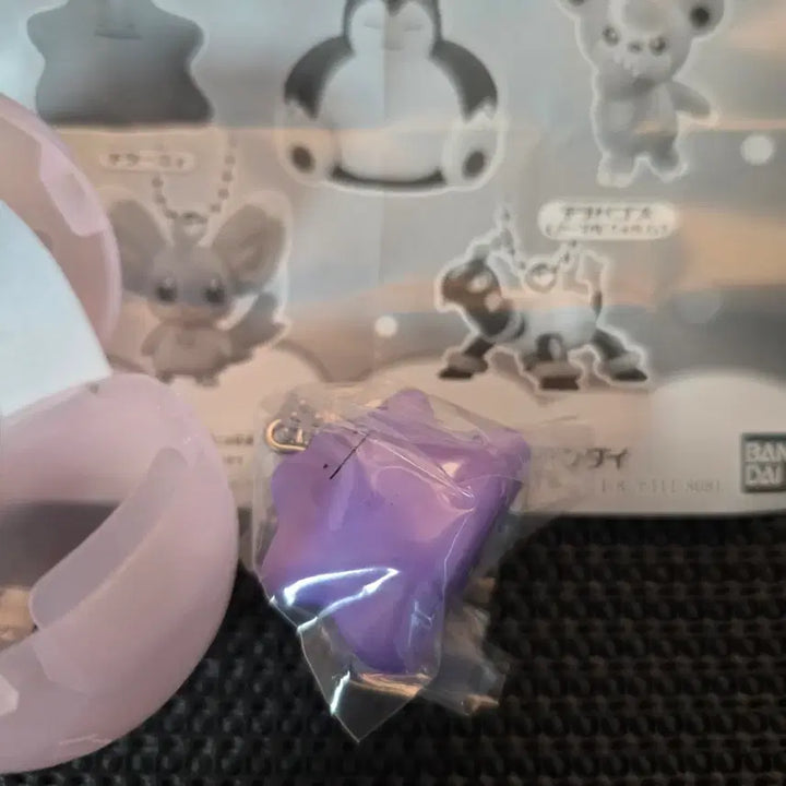 [BUNJANG] Bandai Ditto Capsule Gacha Toy / 포켓몬 반다이 메타몽 캡슐 가챠