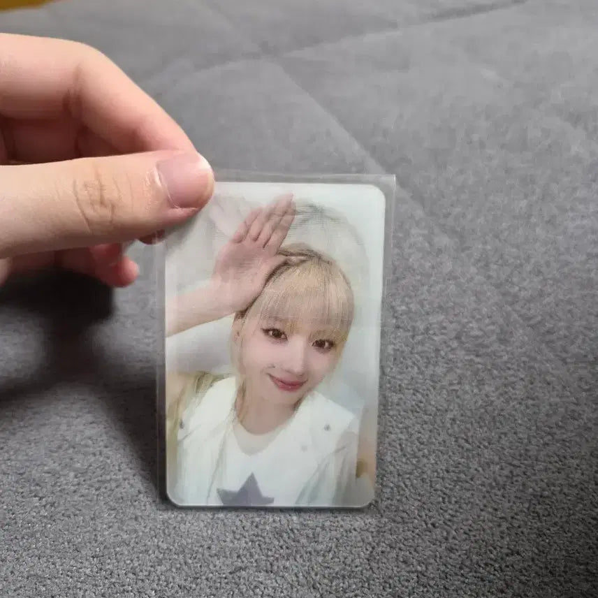 [BUNJANG] NMIXX Jiwoo Lenticular Photocard / 엔믹스 지우 렌티큘러 포토카드