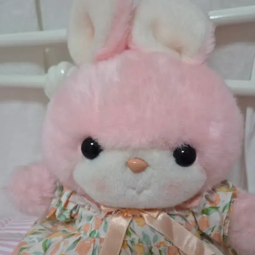 [BUNJANG] Yoshitoku Rabbit "Uttto" Plush / 요시토쿠 토끼 (웃토)