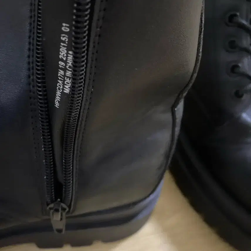 [BUNJANG] Black Walker Boots / 블랙 워커 부츠