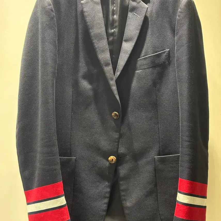 [SOLD OUT] 구찌 네이비 스트라이프 남성 블레이저 자켓