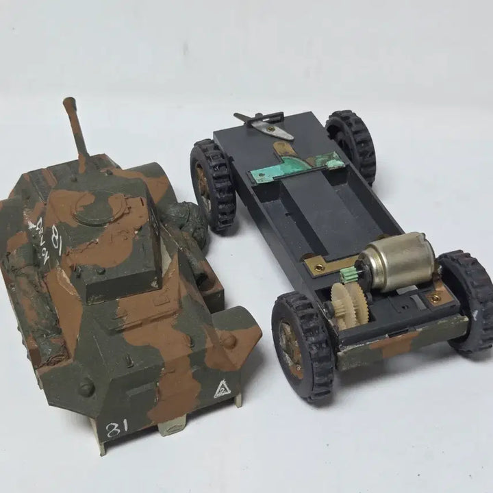 [BUNJANG] 1980s Japanese Motor-Powered Armored Vehicle Plastic Model Kit / 80년대 일본 프라모델 미니카 모터동력 장갑차 올드프라 모터동력