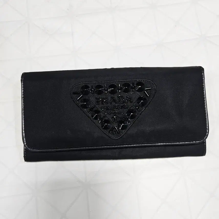 [BUNJANG] Prada Beaded Long Wallet / 프라다 비즈 장식 장지갑