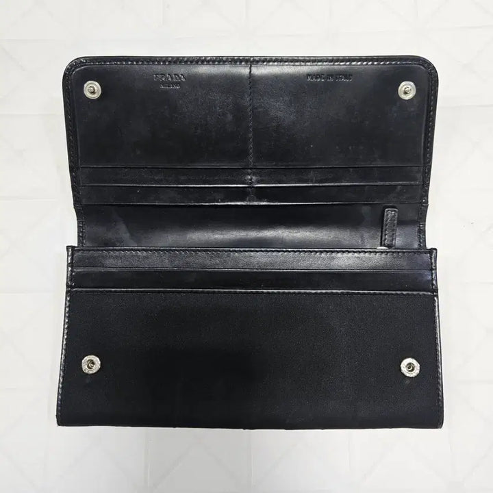 [BUNJANG] Prada Beaded Long Wallet / 프라다 비즈 장식 장지갑