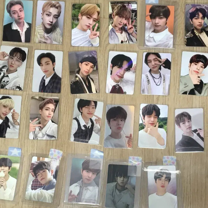 [BUNJANG] Stray Kids Special Photocard Bundle (23 pcs) / 스키즈 특전 미공포 포카 일괄 (23장)