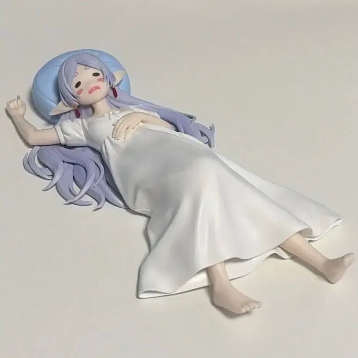 [BUNJANG] Frieren Yume Rise Nap Ver. Figure (Unsealed) / 프리렌 유메미라이즈 낮잠 버전 피규어 (개봉품)