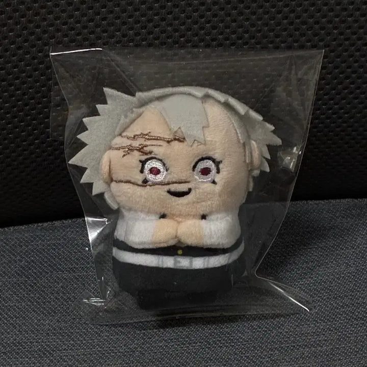[BUNJANG] Demon Slayer Sanemi Mini Town Cursed Doll / 급전 판매 귀멸의 칼날 사네미 미니타운 저주인형