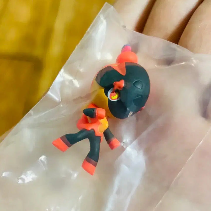 [BUNJANG] Bandai Pokemon Scale World Figure - Karbon &amp; Tarountula / 반다이 포켓몬 스케일월드 피규어 - 카르본,싸리용