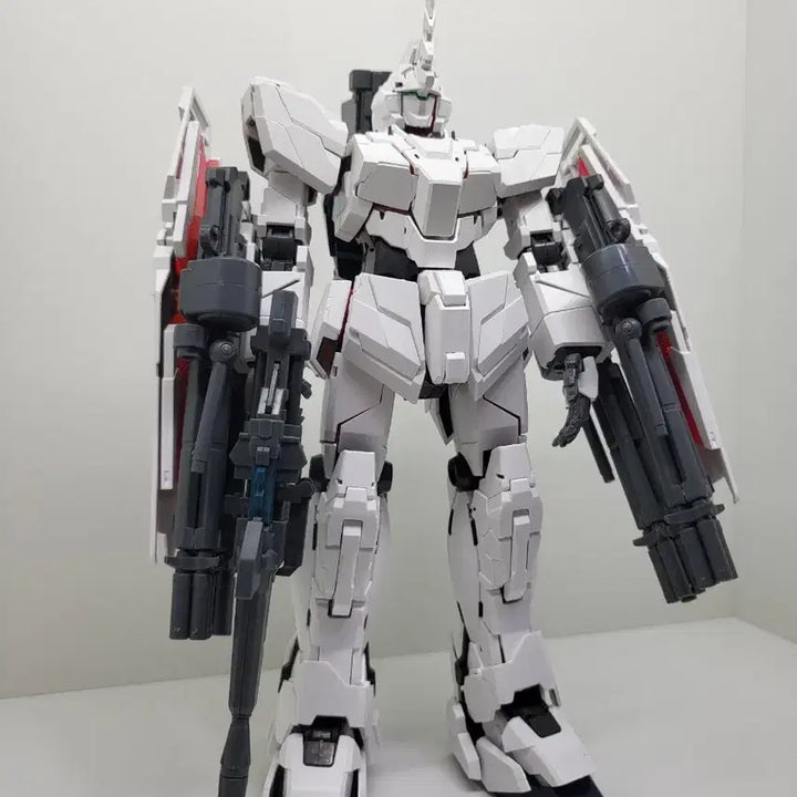 [BUNJANG] Shinsu Model MG 1/100 Unicorn Gundam Plastic Model Kit / 신수모형 MG 1 / 100 유니콘 건담