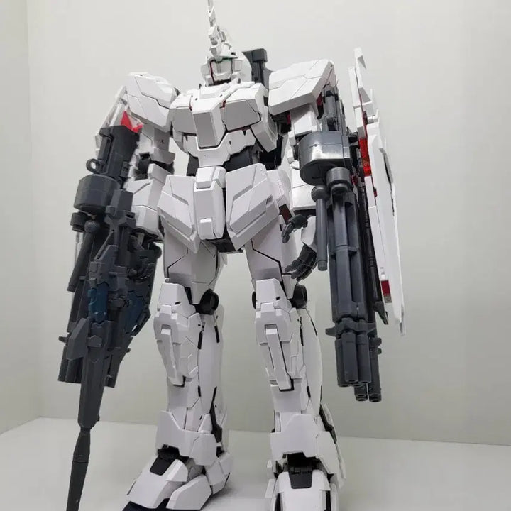 [BUNJANG] Shinsu Model MG 1/100 Unicorn Gundam Plastic Model Kit / 신수모형 MG 1 / 100 유니콘 건담