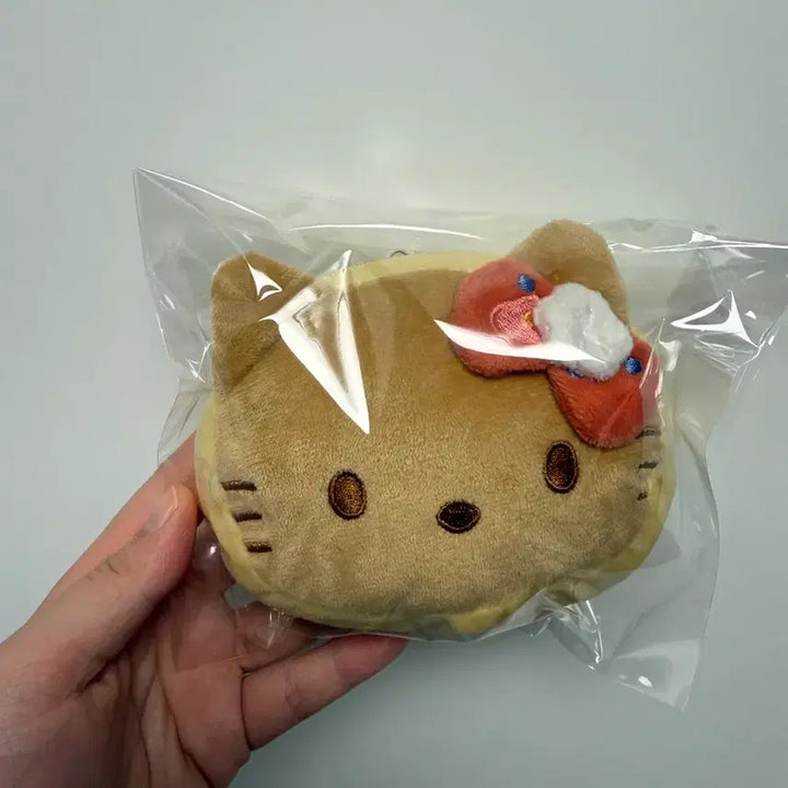 [BUNJANG] Hello Kitty Pancake Pouch Doll Keychain / 정품) 헬로키티 팬케이크 파우치 인형키링 최종가