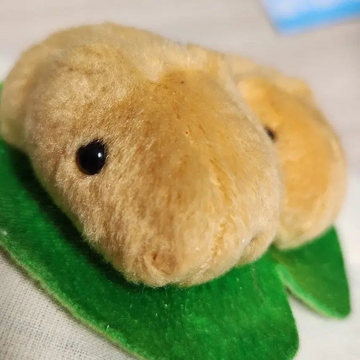 [BUNJANG] Classic Capybara Plush Keychain - Twin Capybaras / 고전 인형 카피바라상 인형 키링 쌍둥이 카피바라