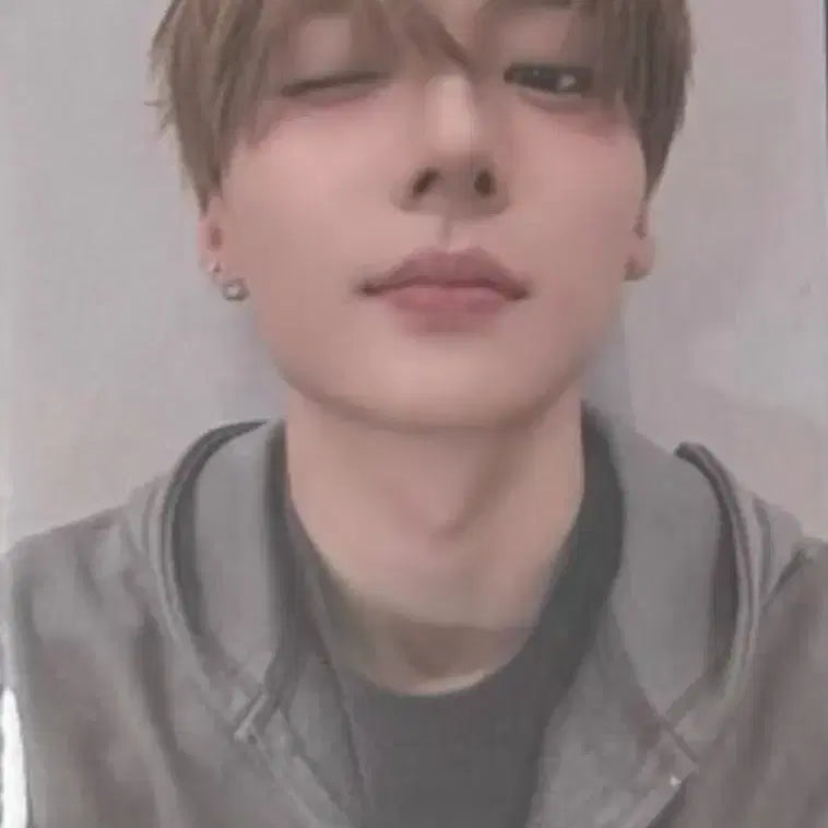 [BUNJANG] ALPHADRIVEONE Sangwon QQ Music Online Exclusive Photocard (Wink) + NFC / 알디원 알파드라이브원 상원 QQ뮤직 온라인 한정 포토카드(윙크)+NFC