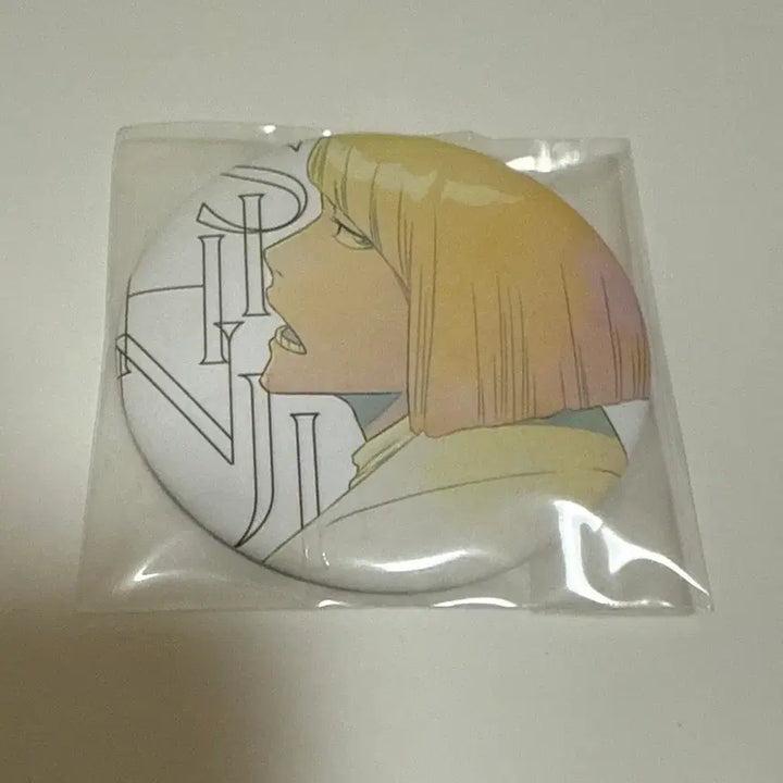 [BUNJANG] Bleach Shinji Hirako Large Enamel Pin Shanghai Pop-up Limited Edition / 블리치 히라코 신지 캔뱃지 상해 상하이 중국 팝업
