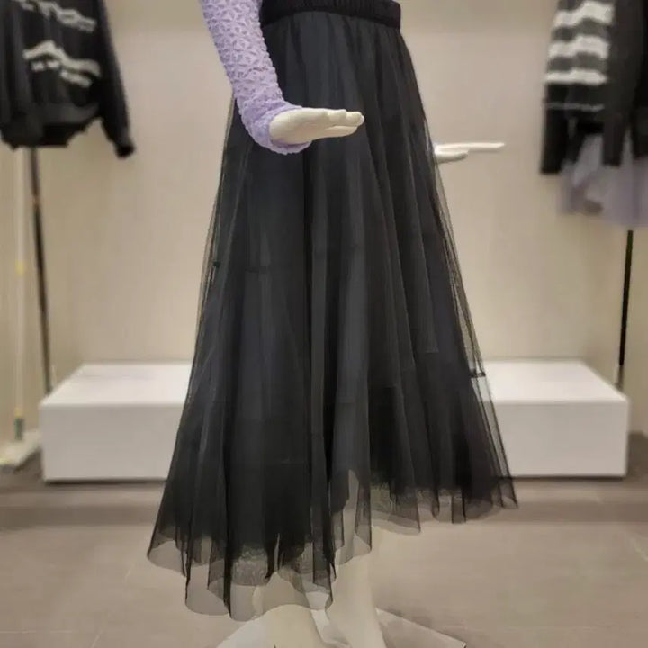 [BUNJANG] Ozoc Tulle Layered Banding Skirt Black / 오즈세컨 튤 레이어 밴딩 스커트 블랙 O22B9WSC424WD  64사이