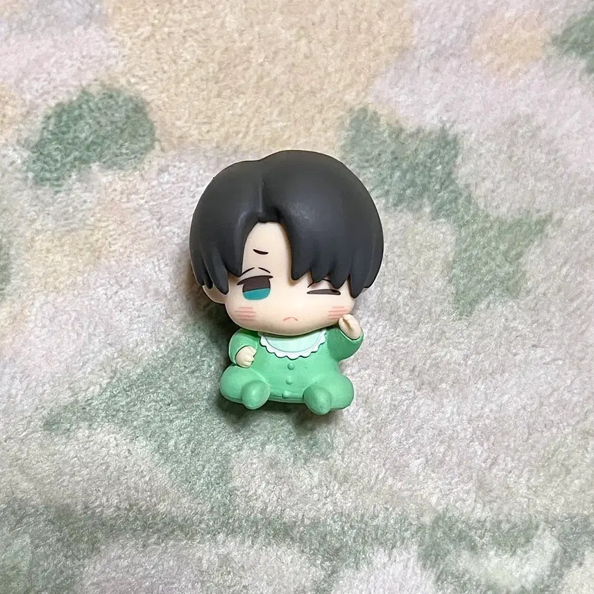 [BUNJANG] Attack on Titan Levi Ackerman Akatan Figure / 진격의거인 진격거 리바이 아커만 아카탄 아카탄즈