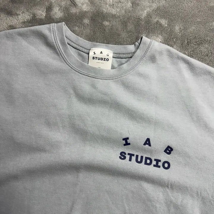 [BUNJANG] IAB STUDIO Big Logo T-shirt XL / 아이앱 스튜디오 빅로고 반팔