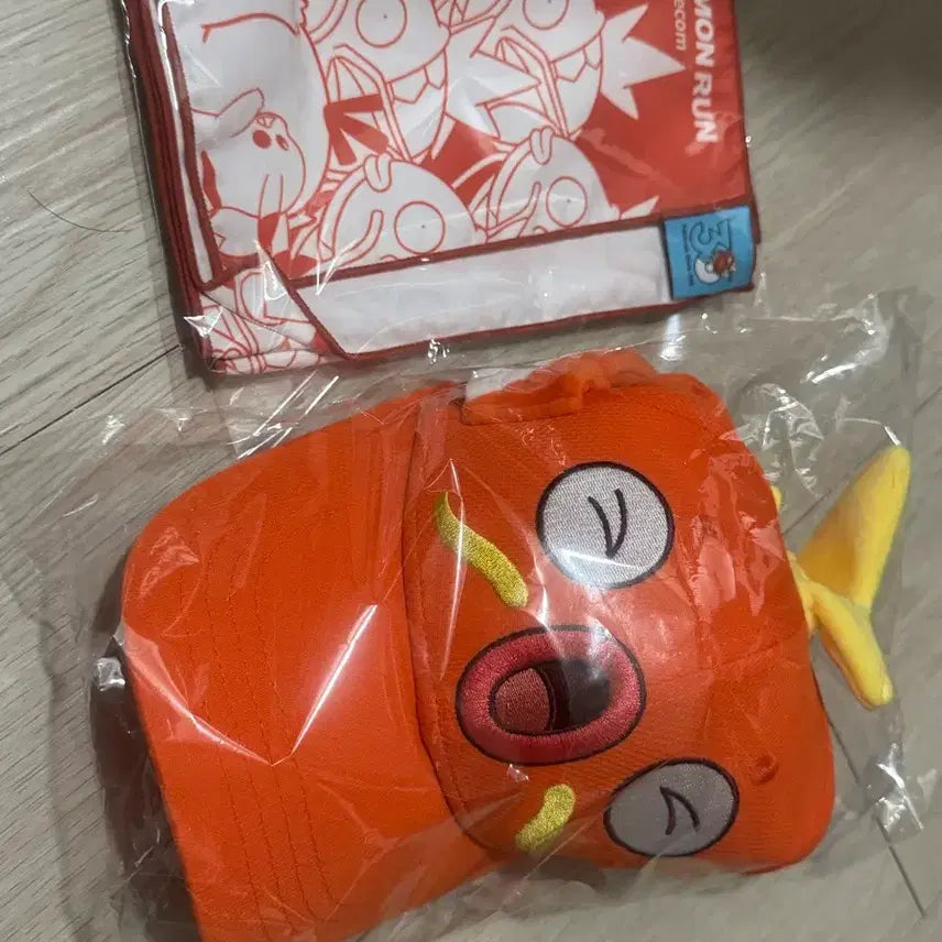 [BUNJANG] Pokemon Run Magikarp Hat &amp; Handkerchief Set / 포켓몬 런 잉어킹 모자+손수건