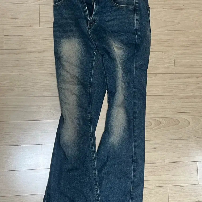 [BUNJANG] Vintage Wash Bootcut Jeans - Size M / 부츠컷