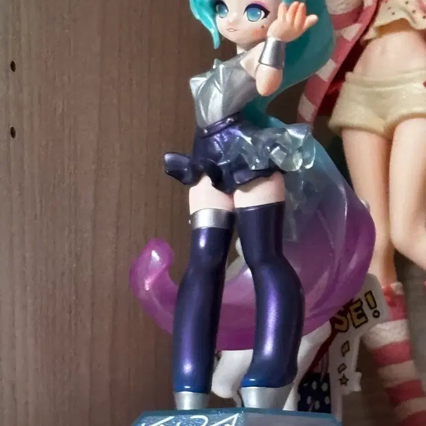 [BUNJANG] Seraphine Pop Mart Figure / 세라핀 팝마트 피규어