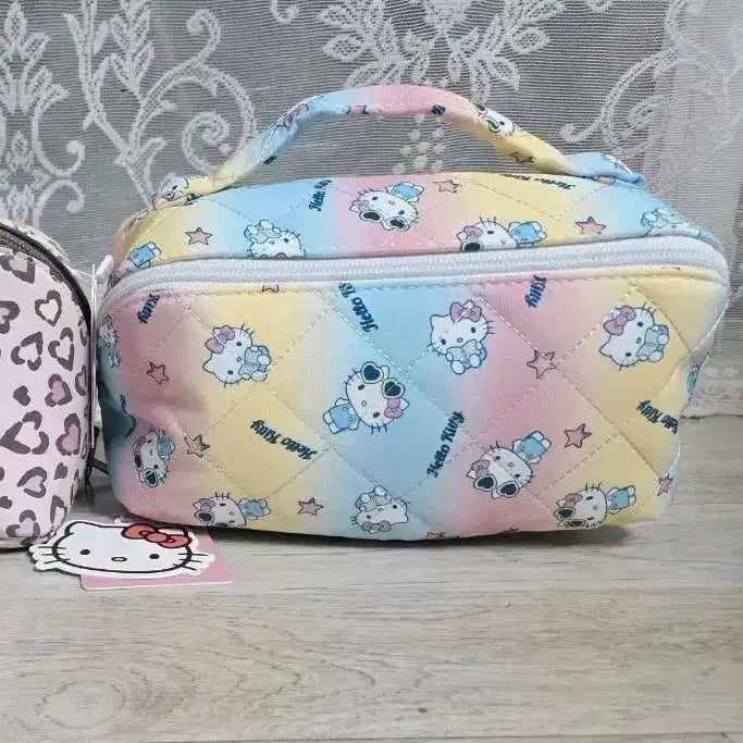 [BUNJANG] Hello Kitty Cosmetic Pouch Bag / 키티 파우치, 화장품 가방