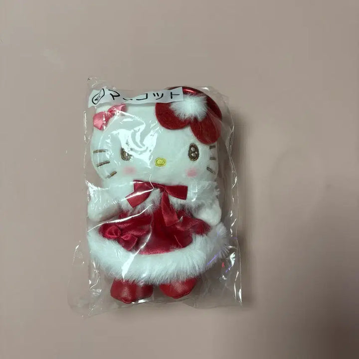 [BUNJANG] Sanrio Hello Kitty Christmas Plush Doll / 산리오 헬로키티 키티 쿠지 4번상 크리스마스 인형 새상품
