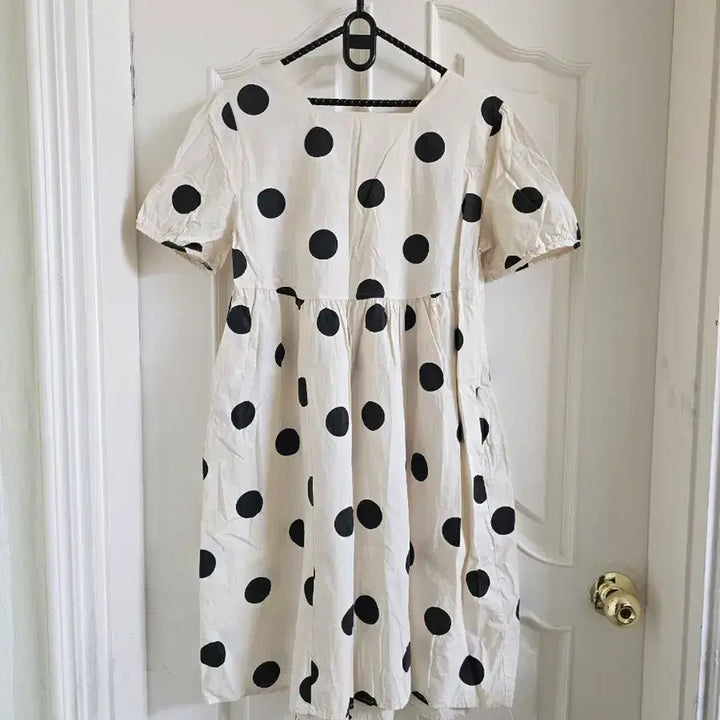 [BUNJANG] Big Dot Puff Sleeve Dress / 빅도트 퍼프 소매 원피스