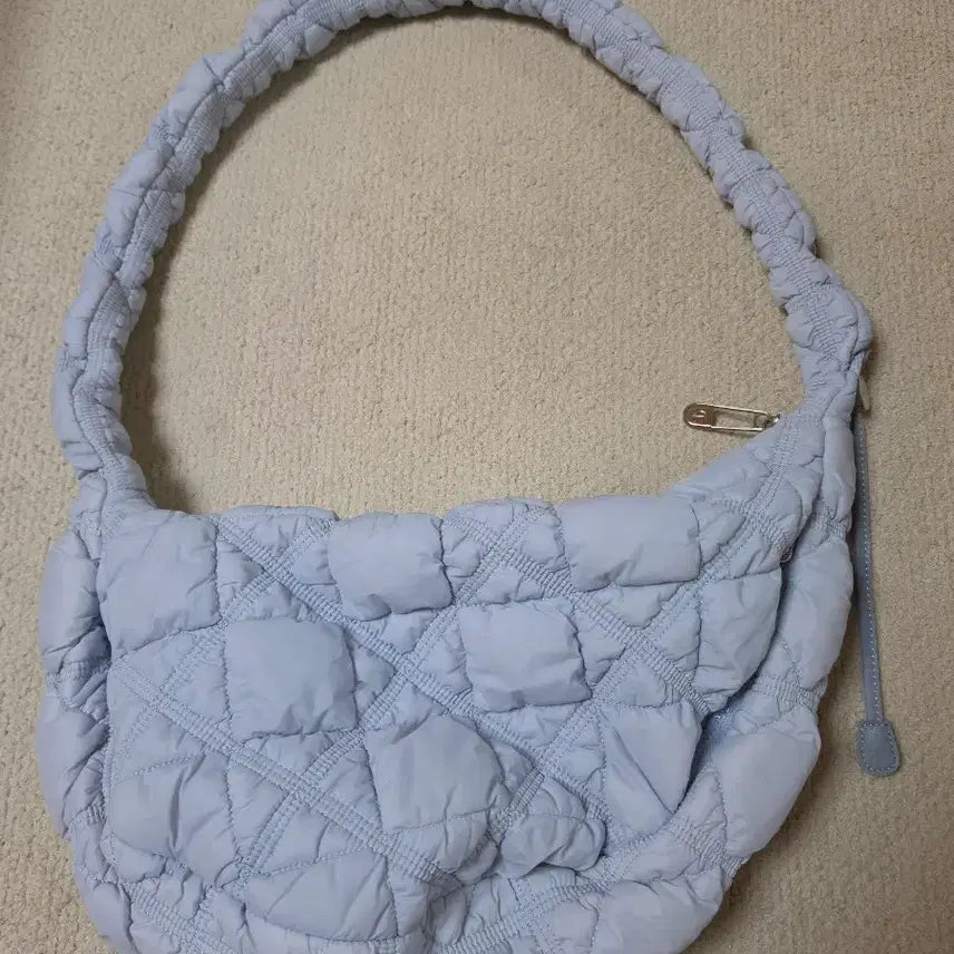 [BUNJANG] Carlyn Cozy Bag Crossbody Bag / 칼린코지백
