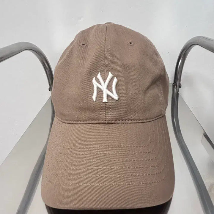 [BUNJANG] MLB Rookie Unstructured Ball Cap Beige / [새상품] MLB 루키 언스트럭쳐 볼캡 베이지