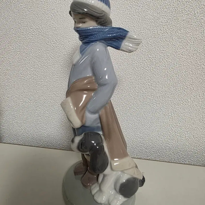 [BUNJANG] Yadro Winter Boy and Puppy Figurine / 야드로 겨울소년과 강아지 피겨린