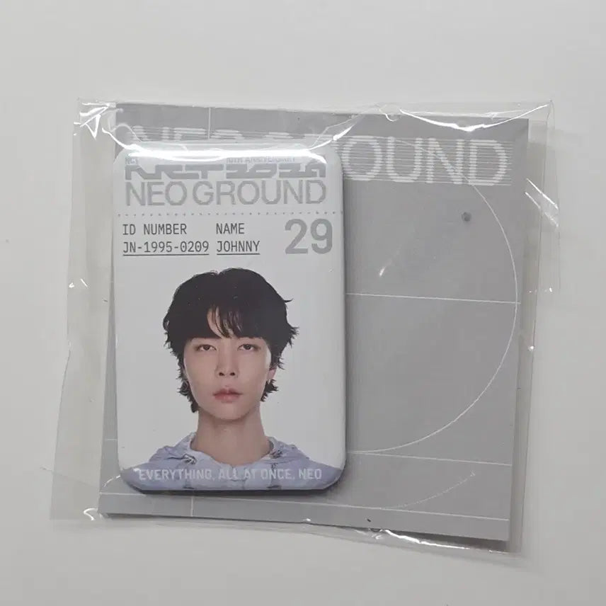 [BUNJANG] NCT 127 Johnny Random Badge / 엔시티 팝업 네오그라운드 127 쟈니 랜덤 뱃지 가챠