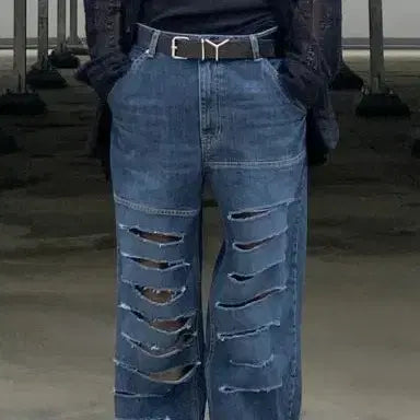 [BUNJANG] DIMADE Mid-Wash Distressed Jeans (Size S/30) / 새상품 30) 디메이든 중청 디스진