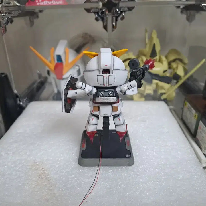[BUNJANG] First Gundam Fully Painted Model Kit with LED Modifications / 프라모델 퍼스트 건담 풀도색, LED 개수작 팝니다