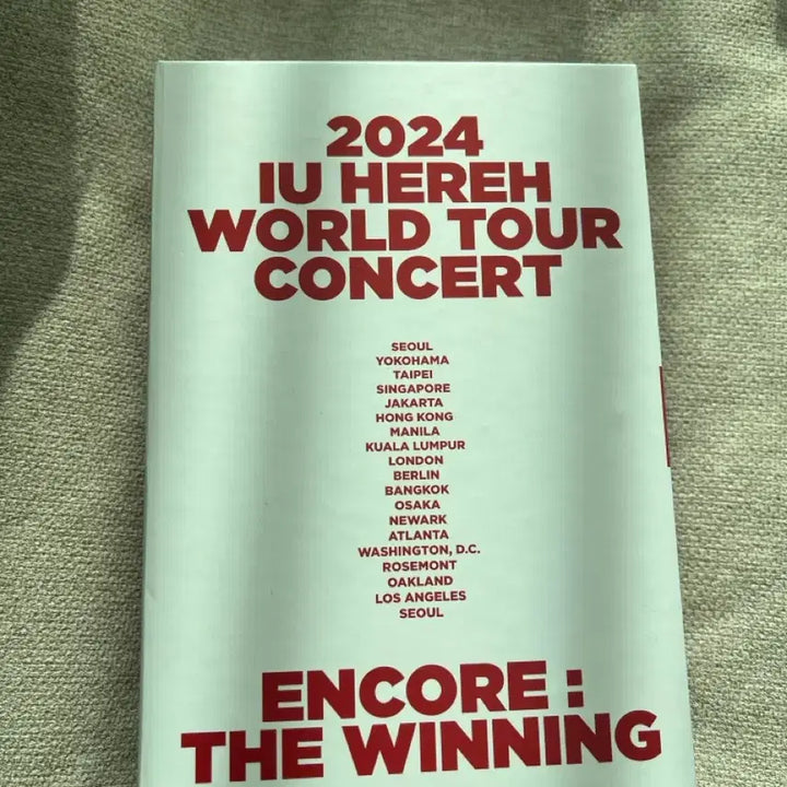 [BUNJANG] IU 2024 HEREH World Tour DVD (Healling Concert / The Winning Concert) / 아이유 2024 HEREH 월드투어 DVD(헐콘/더위닝콘)