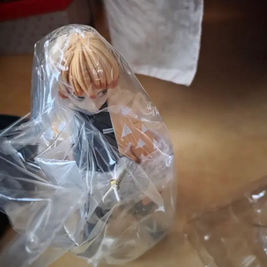 [BUNJANG] Agatsuma Zenitsu Demon Slayer Figure / 귀멸의 칼날 피규어